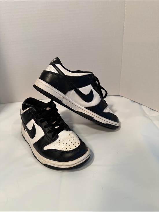 Nike Other - Nike Dunk Low Retro White Black
Panda (PS) Size 4Y (youth)